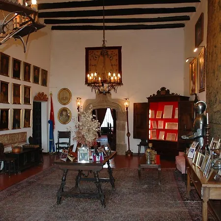Cal Gravat Apartment *
